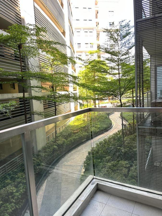 81 Newport Condominium Cluster 5 3A By Rechelle Nunag Pasay Exterior photo