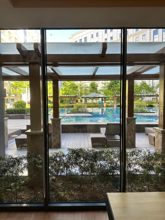 81 Newport Condominium Cluster 5 3A By Rechelle Nunag Pasay Exterior photo