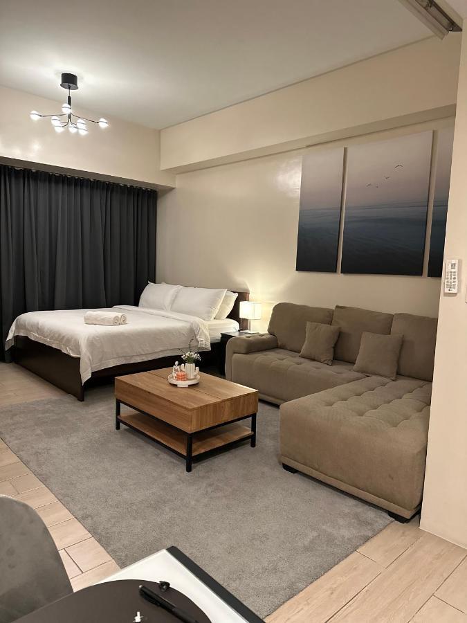 81 Newport Condominium Cluster 5 3A By Rechelle Nunag Pasay Exterior photo