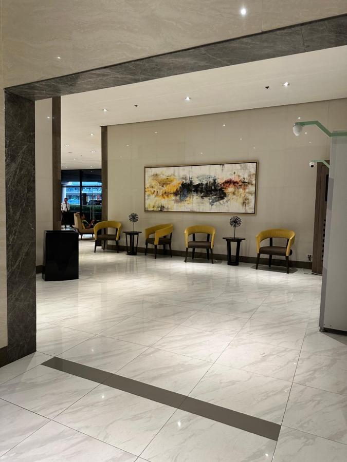 81 Newport Condominium Cluster 5 3A By Rechelle Nunag Pasay Exterior photo
